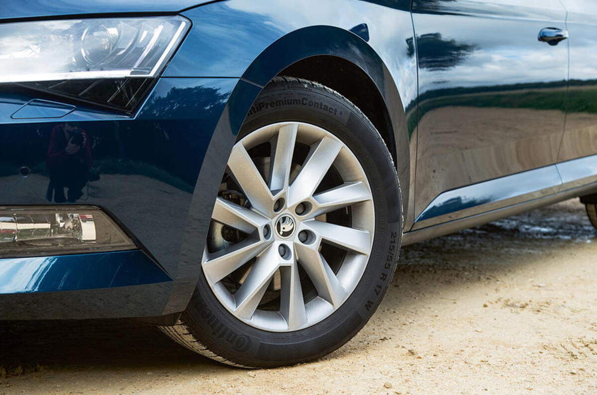 Skoda Superb - wheel Skoda Superb - wheel