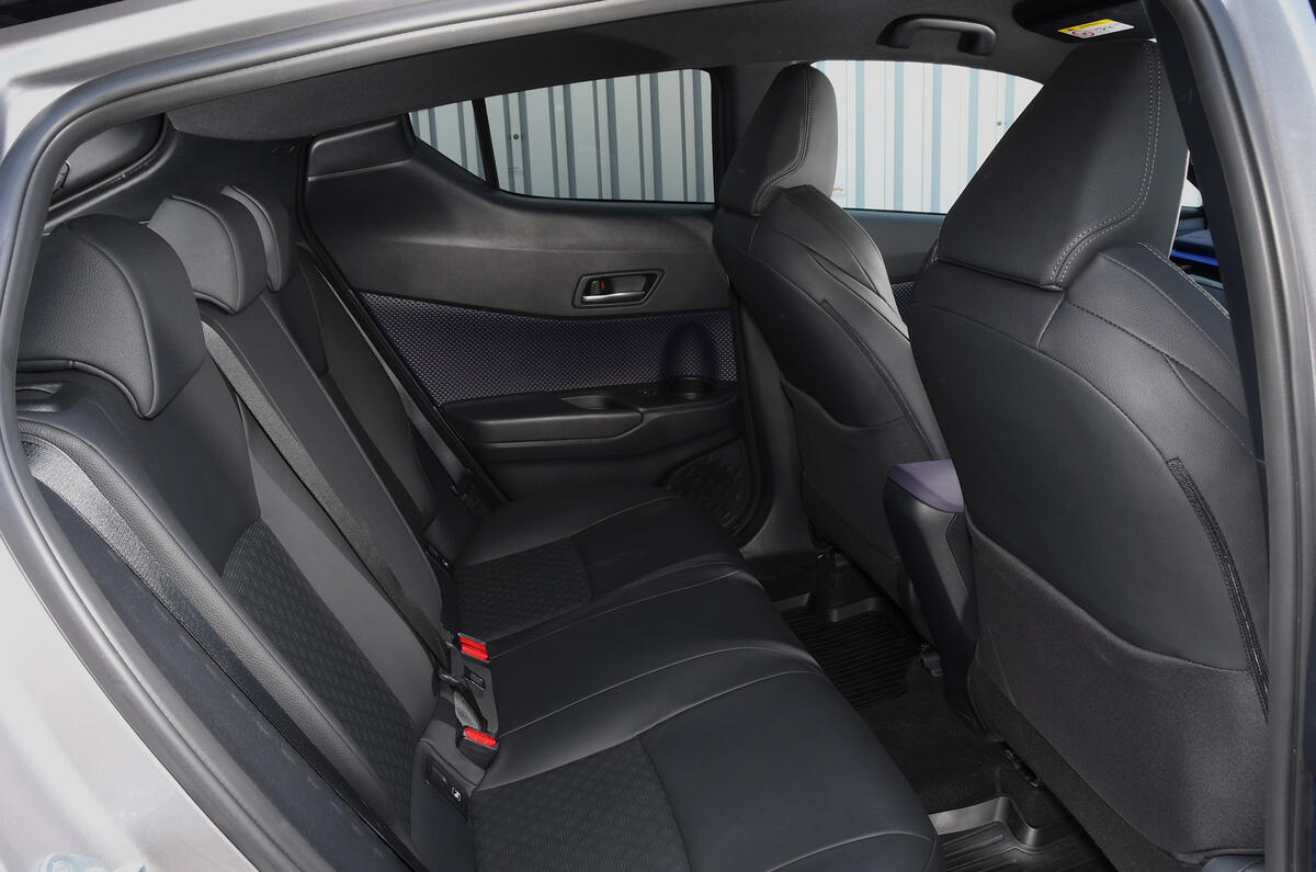 5 Toyota C HR nearly new guide 2021 rear seats 5 Toyota C HR nearly new guide 2021 rear seats