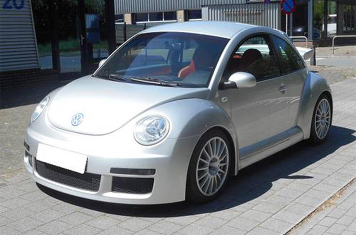 Volkswagen Beetle - front Volkswagen Beetle - front