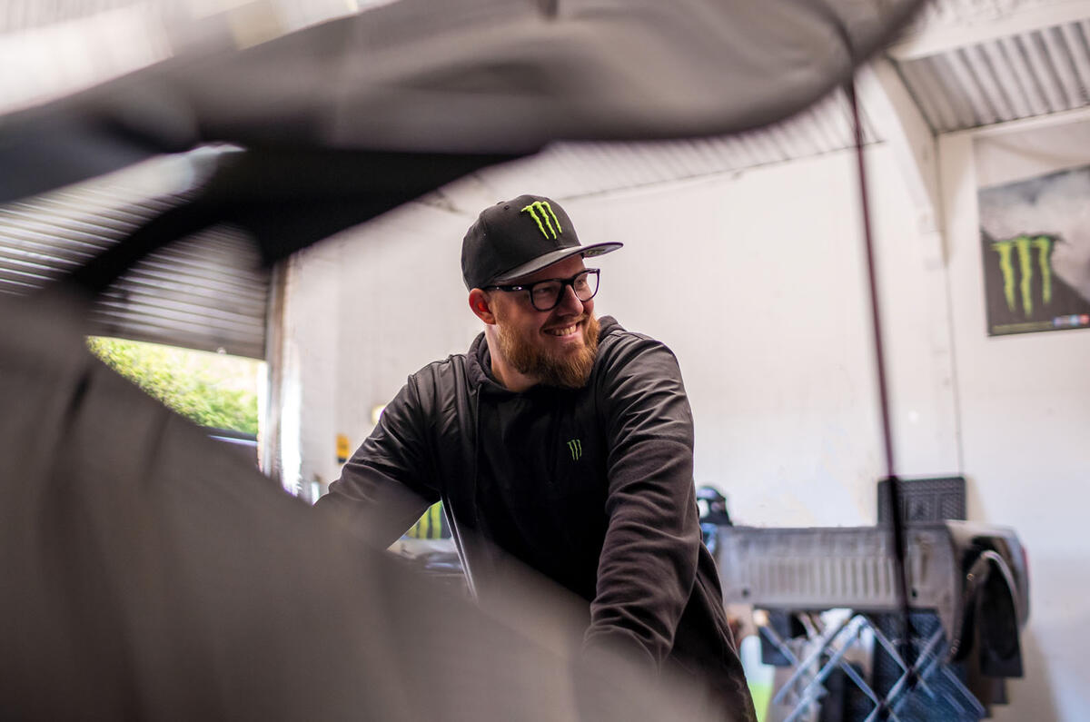 SB Motorsports Nissan Navara-R SB Motorsports Nissan Navara-R