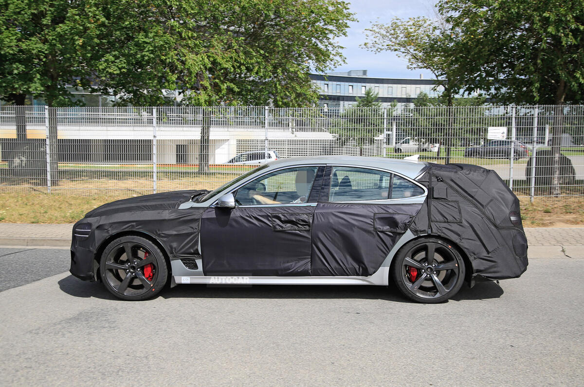 Genesis G70 Shooting Brake - spy shots Genesis G70 Shooting Brake - spy shots