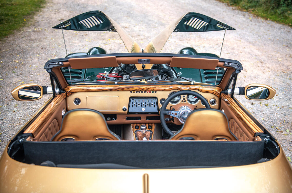 Morgan Aero GT interior