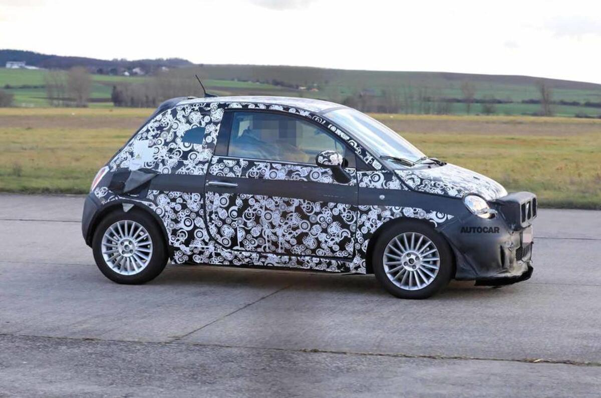 2020 Fiat 500e prototype - side