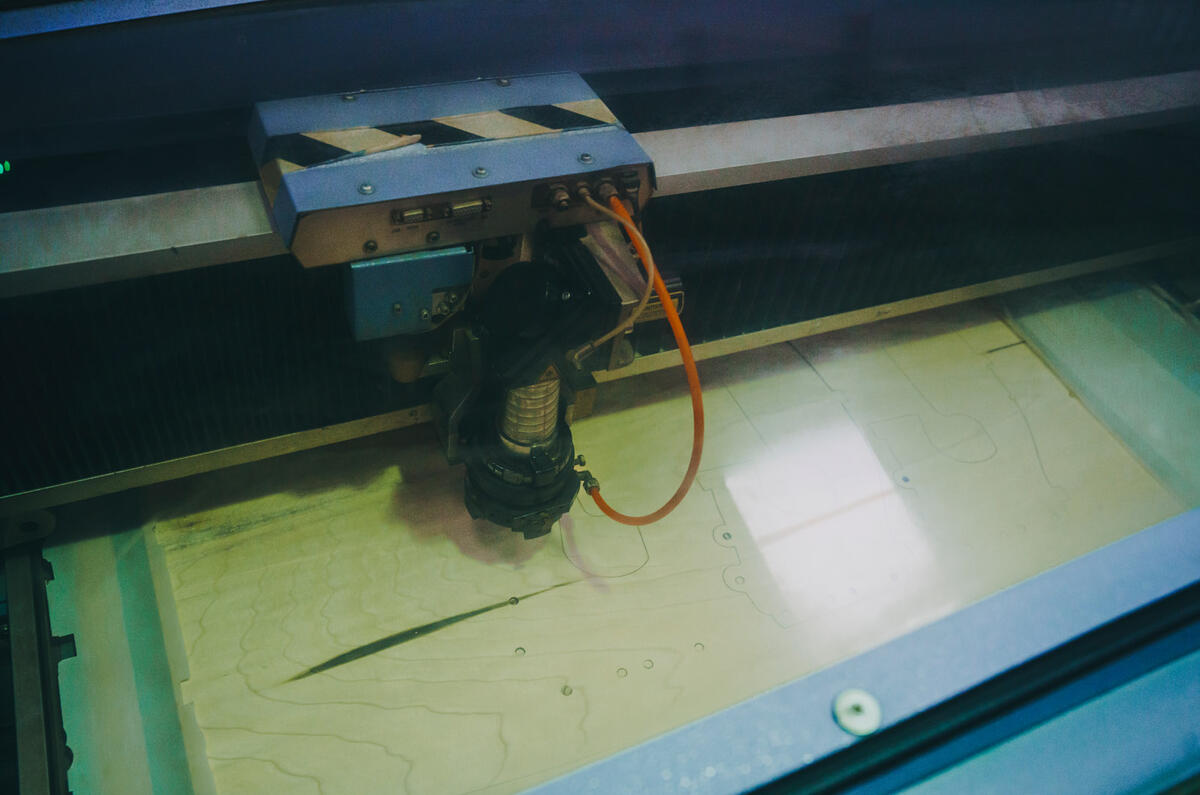 54 Bentley Cupra Christmas road trip nantwich cutting machine