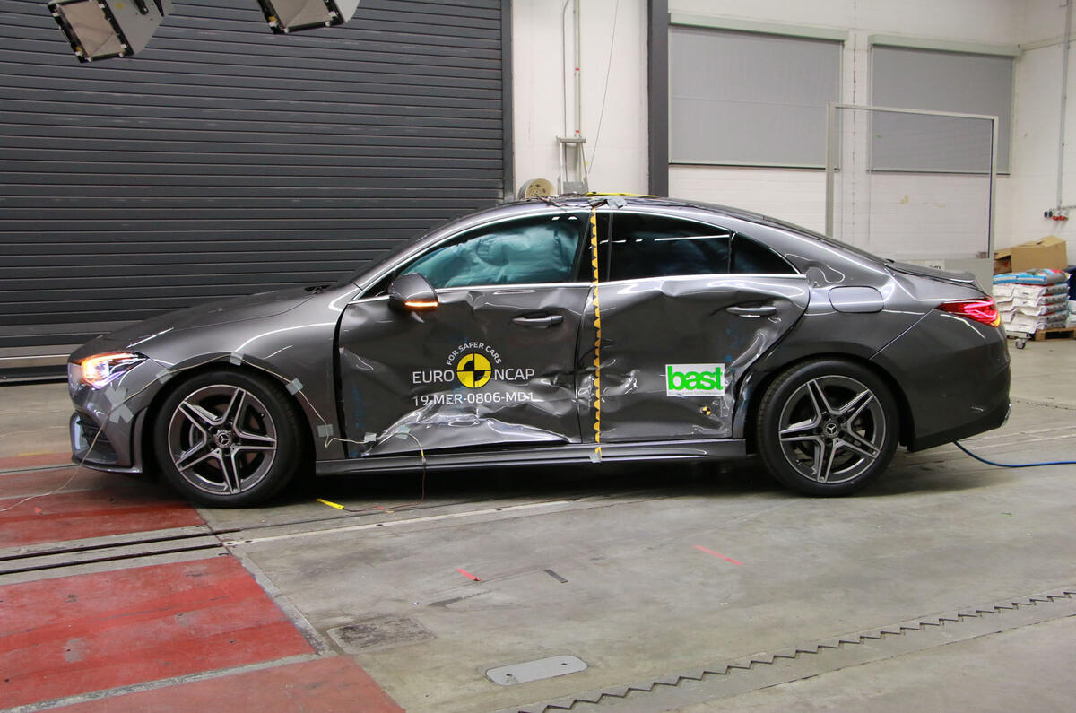 Mercedes-Benz CLA Euro NCAP crash test - side