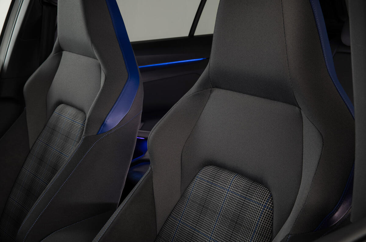 Volkswagen Golf GTE 2020 - seats Volkswagen Golf GTE 2020 - seats