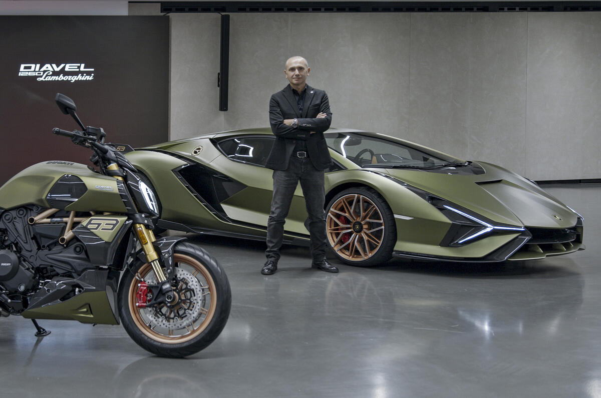 2020 Lamborghini Sian and Ducati Diavel 1260 2020 Lamborghini Sian and Ducati Diavel 1260