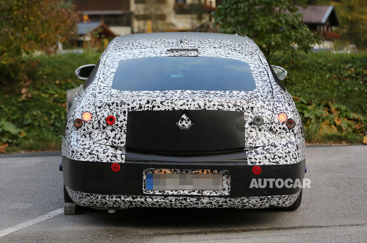 Vauxhall Insignia spy shots