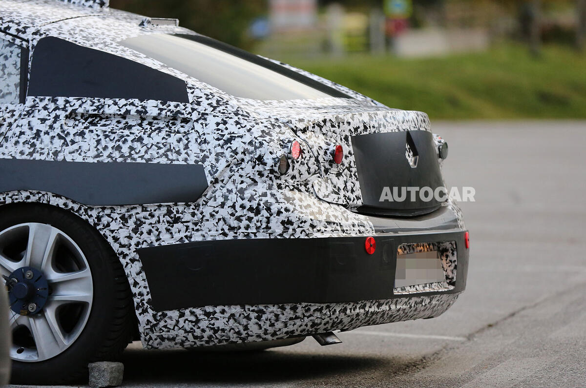 Vauxhall Insignia spy shots