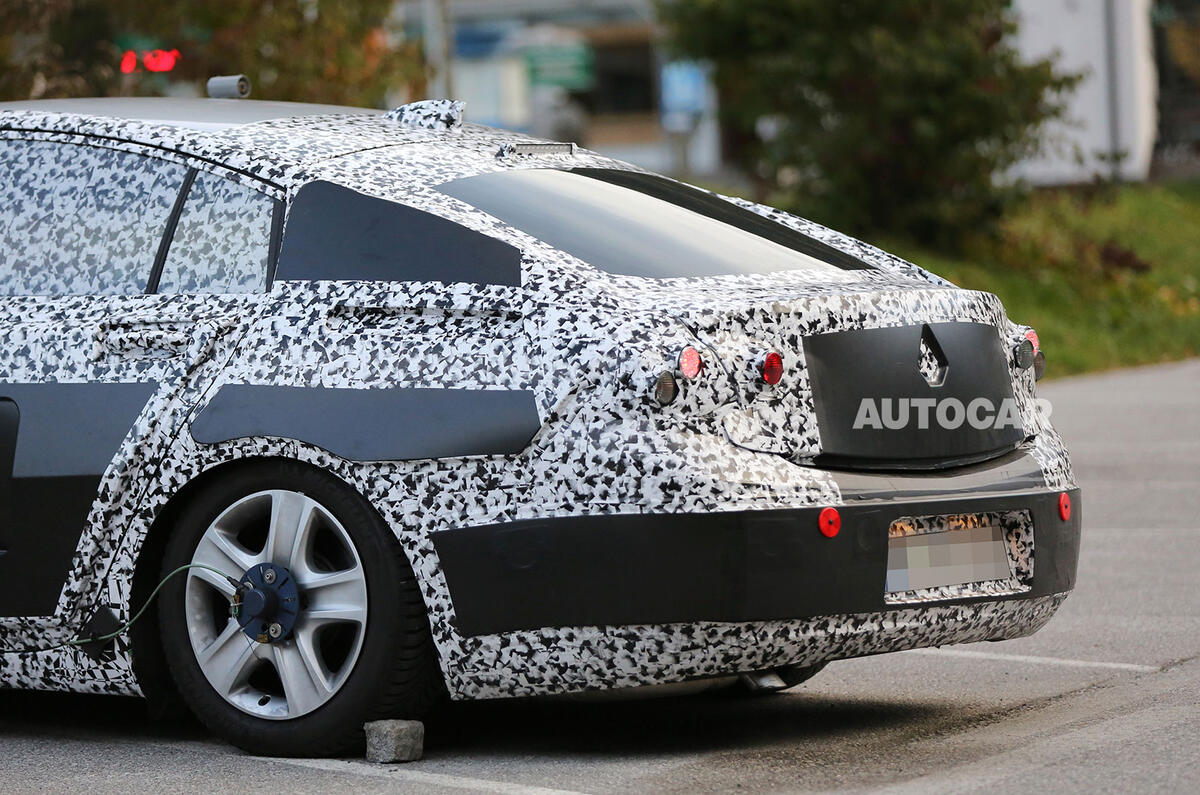 Vauxhall Insignia spy shots