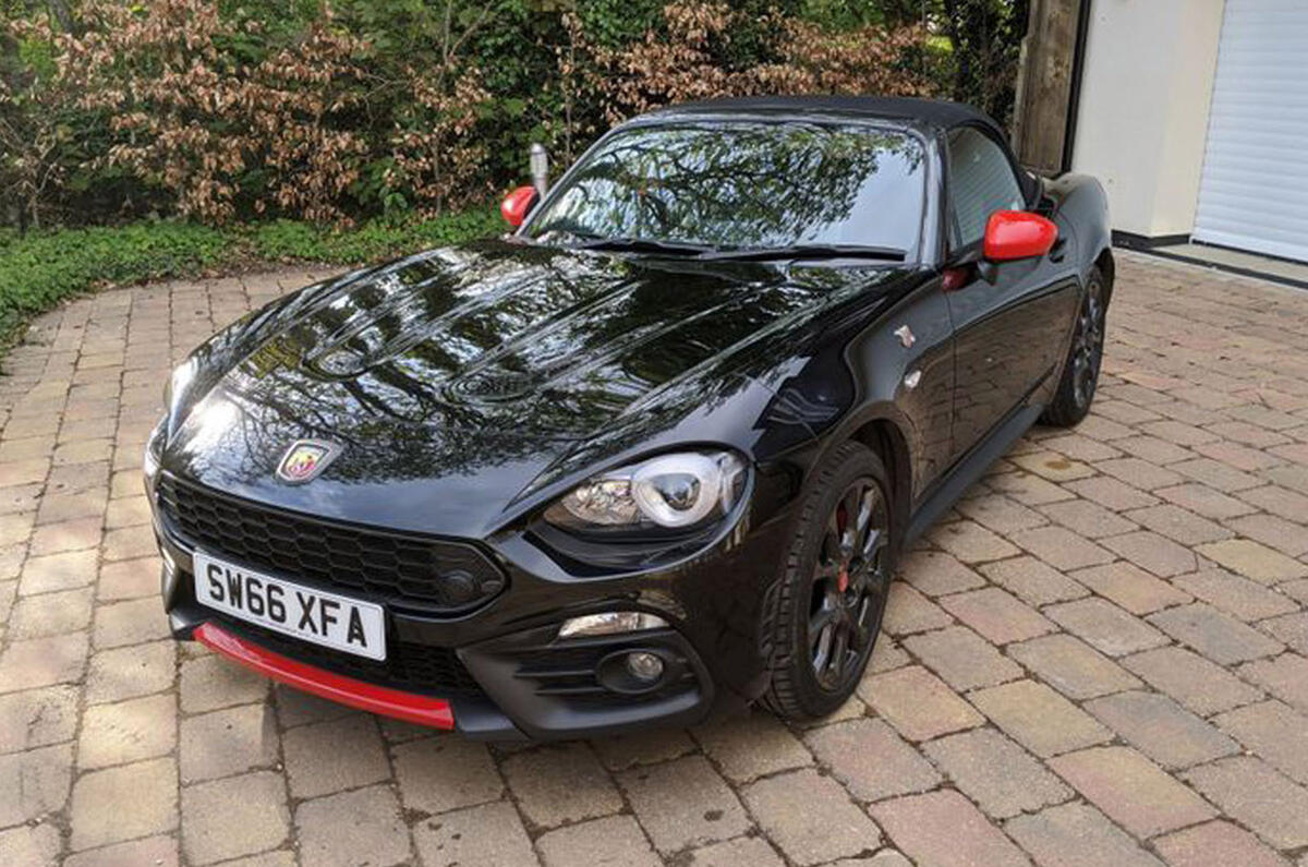 Abarth 124 Spider - static front Abarth 124 Spider - static front