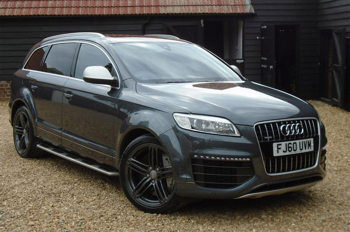 Audi Q7 - stationary front Audi Q7 - stationary front