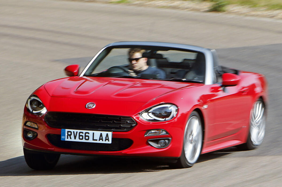 Fiat 124 2016 - tracking front Fiat 124 2016 - tracking front