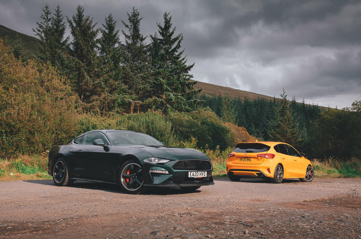 Focus vs Mustang