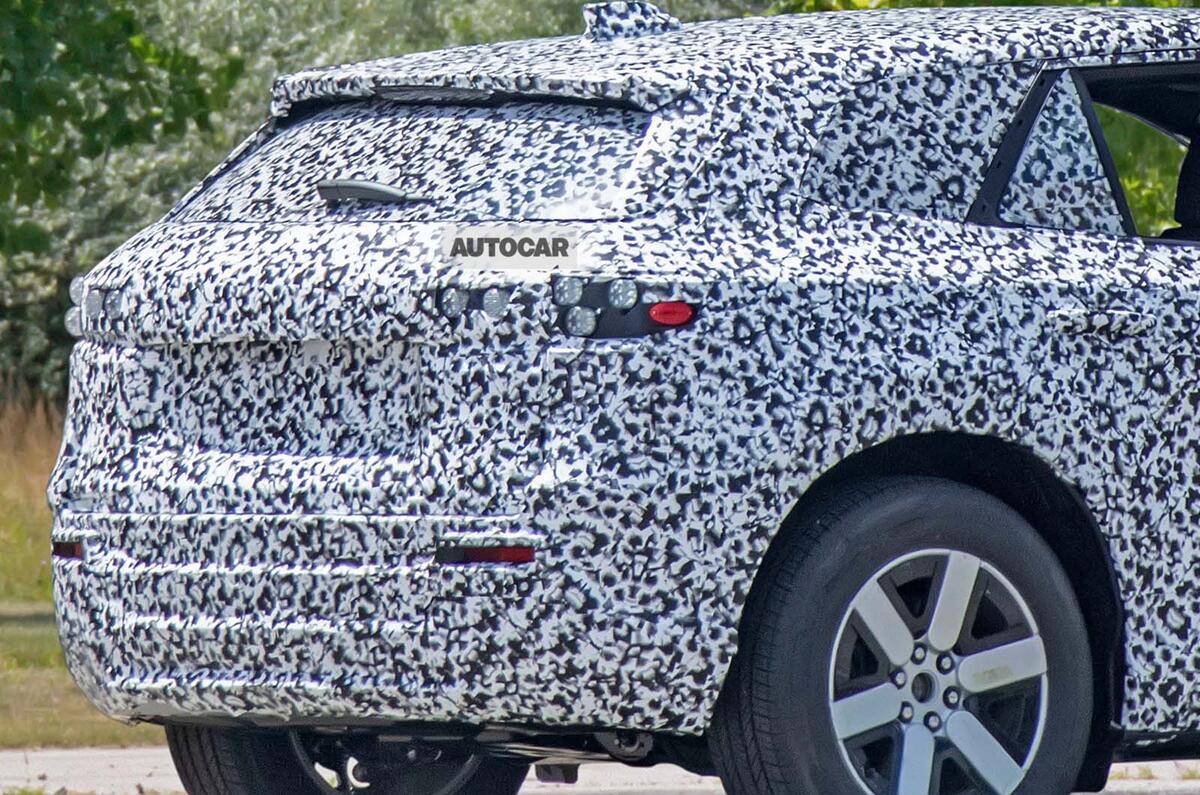 Honda Prologue camo 2022 rear zoom Honda Prologue camo 2022 rear zoom