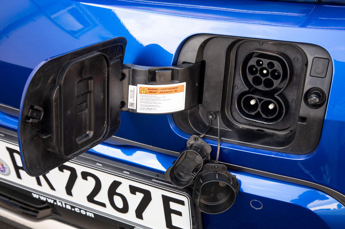 6 kia soul ev 2019 eu fd charging port 6 kia soul ev 2019 eu fd charging port