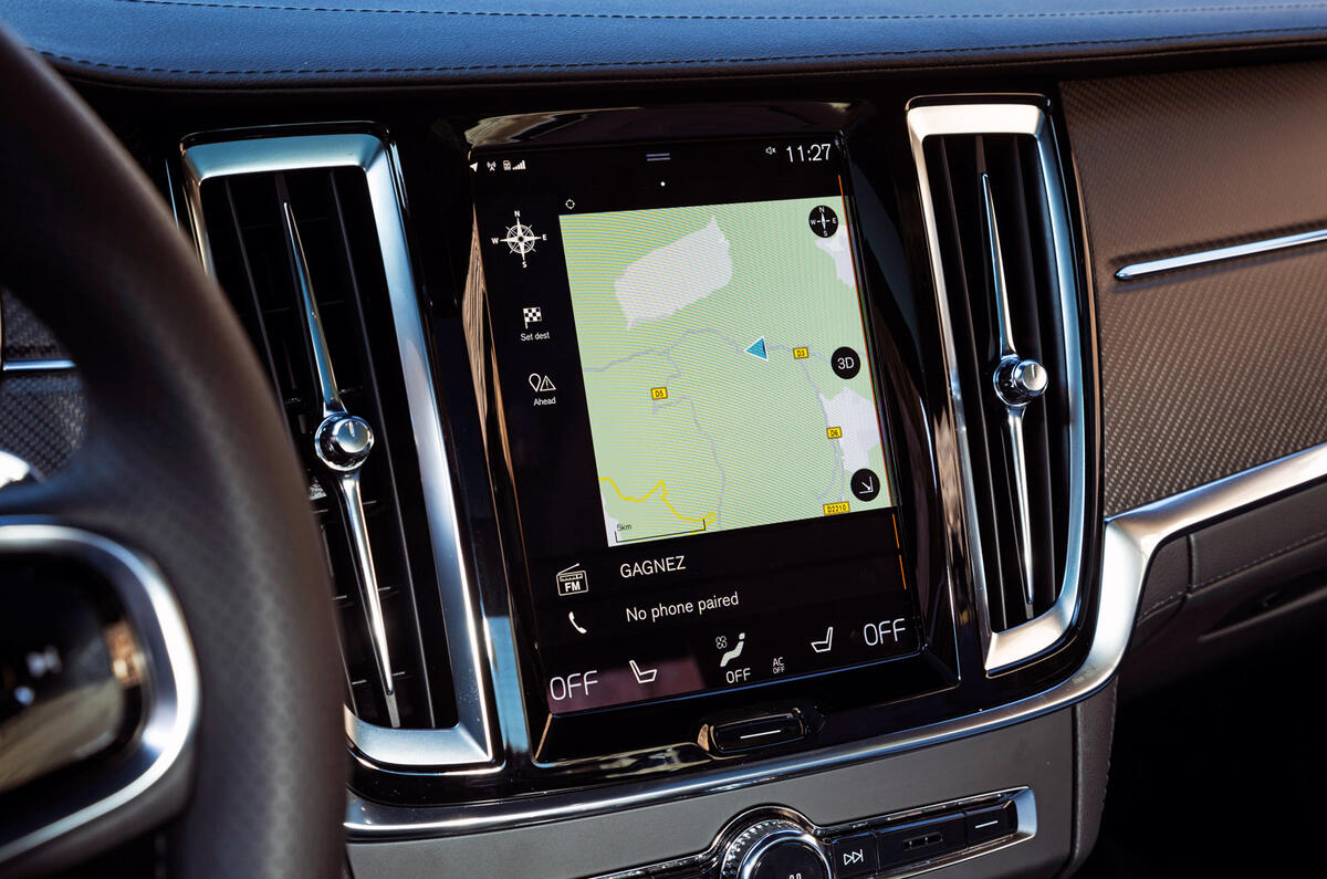 Polestar 1 - touchscreen