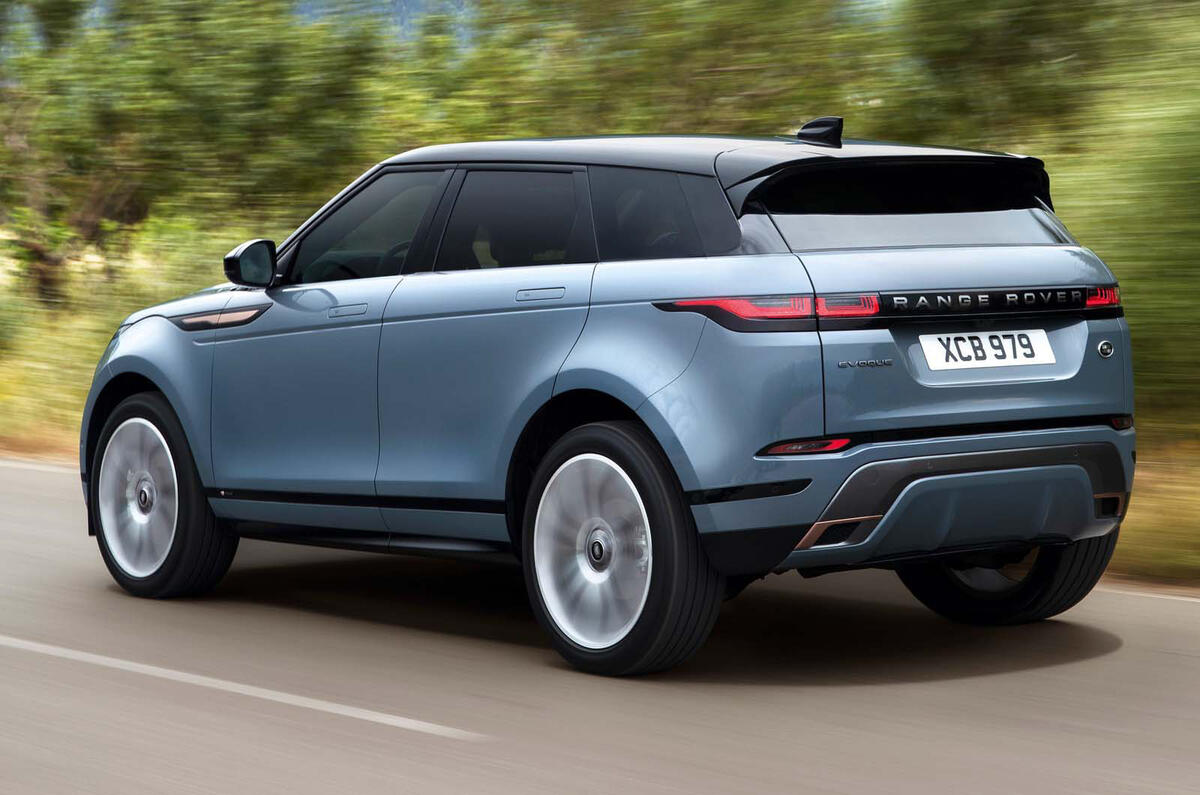 Range Rover Evoque 2019 official reveal - onroad rear
