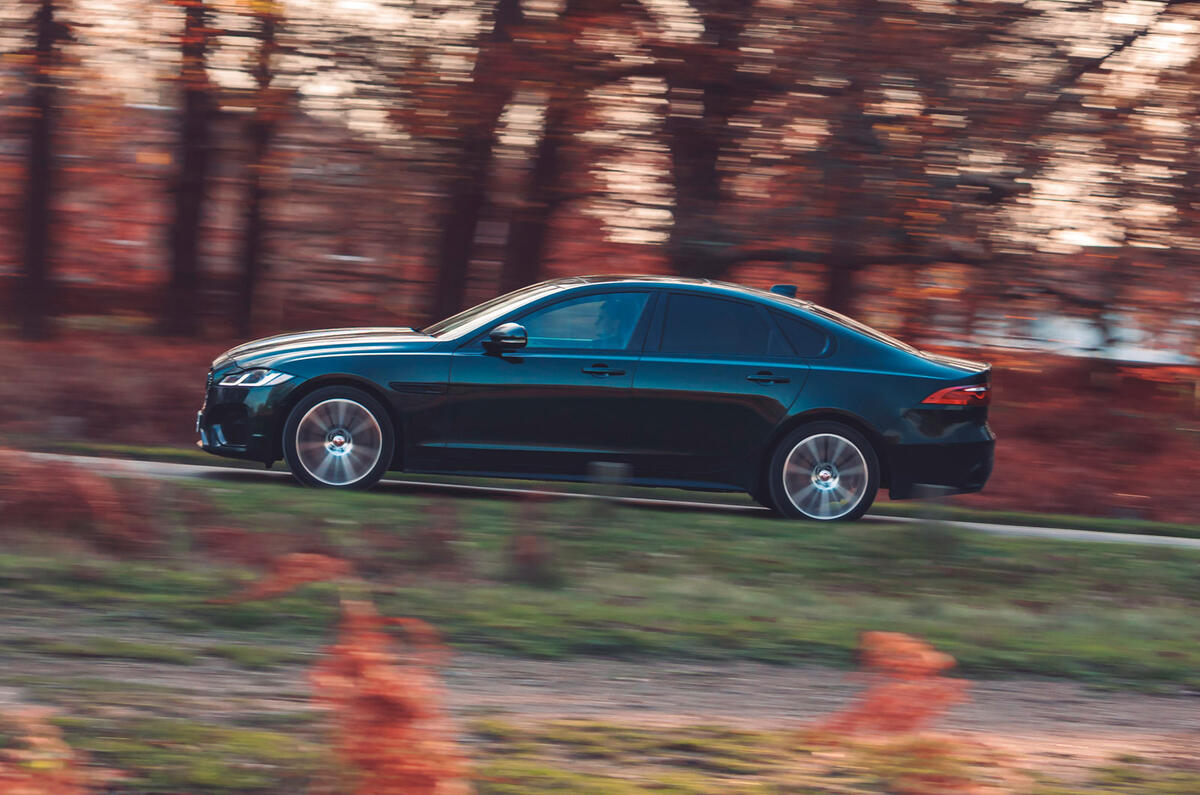 6 writers favourites 2021 jaguar xf tracking side 6 writers favourites 2021 jaguar xf tracking side