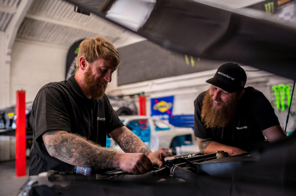 SB Motorsports Nissan Navara-R SB Motorsports Nissan Navara-R