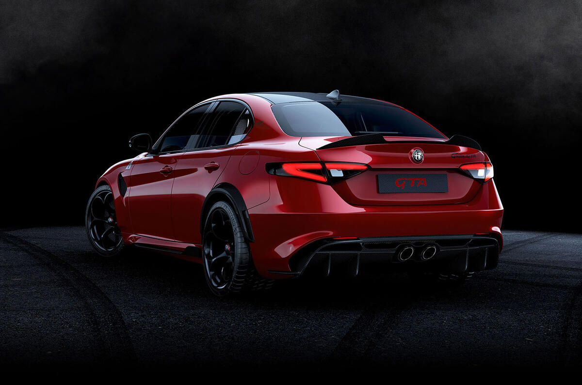 Alfa Romeo Giulia GTA 2020 - stationary rear