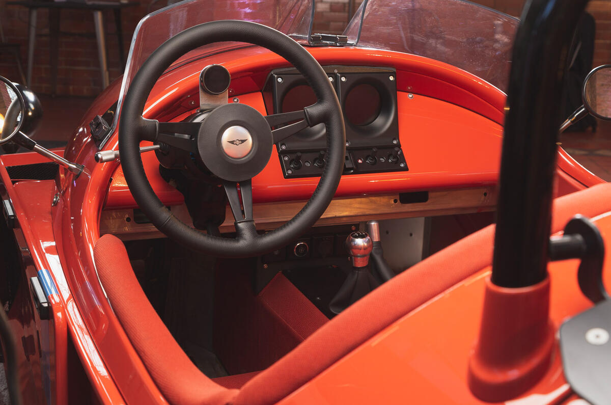 61 Morgan Super 3 Autocar images dashboard