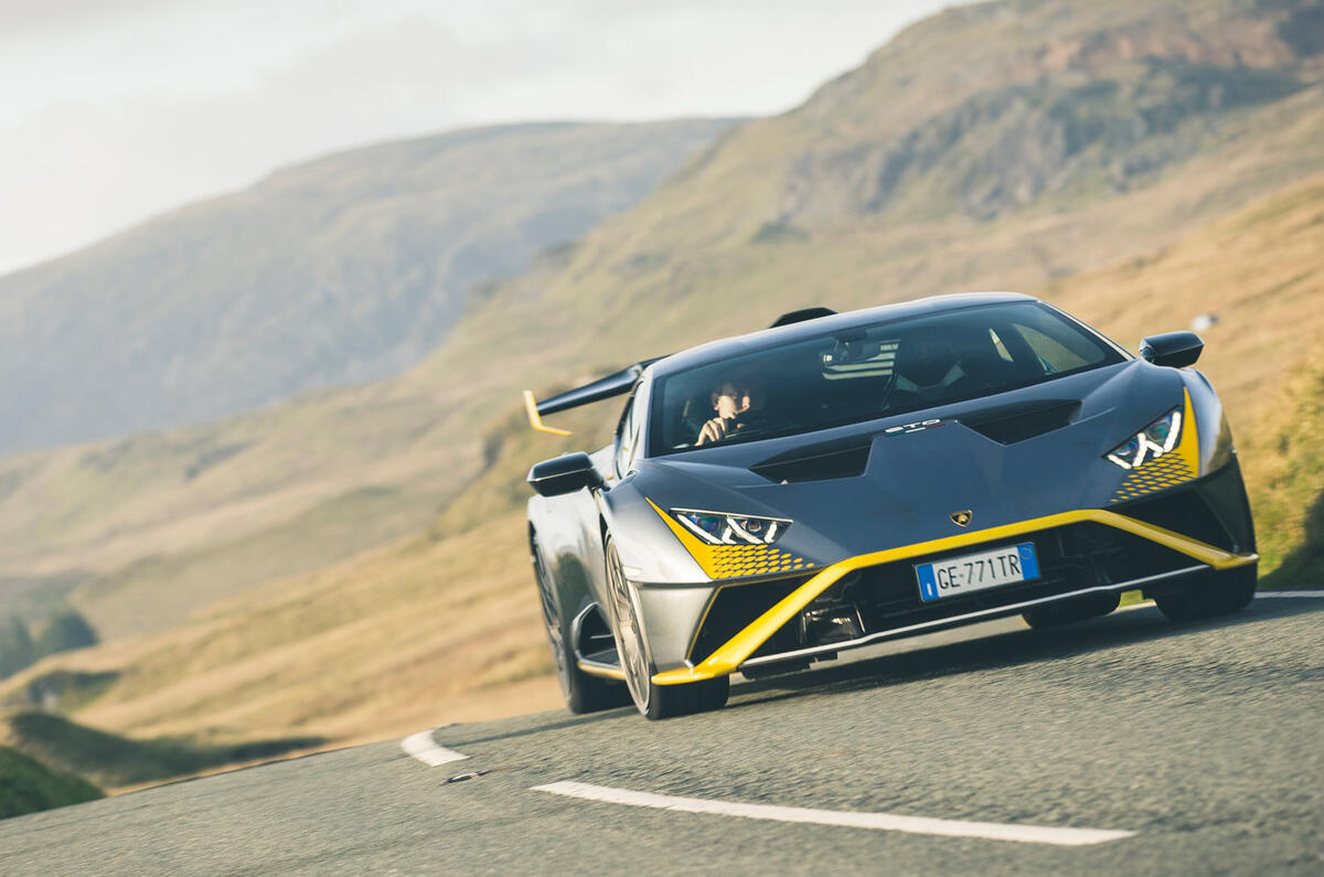 64 Britains best drivers car 2021 lambo road front 64 Britains best drivers car 2021 lambo road front