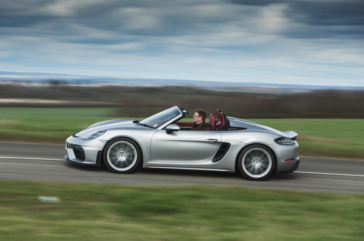 Porsche 718 Spyder - side Porsche 718 Spyder - side