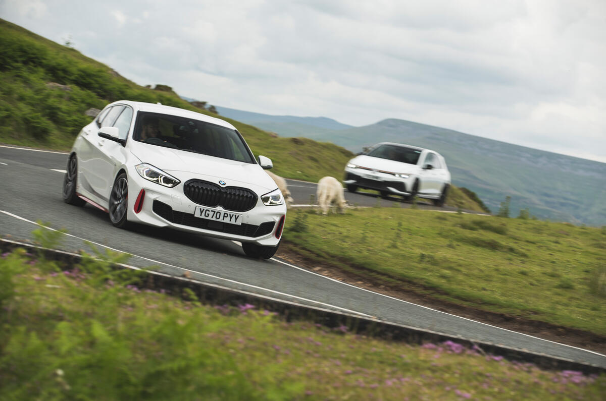 66 Golf Civic 1 Series hot hatch triple pair cornering