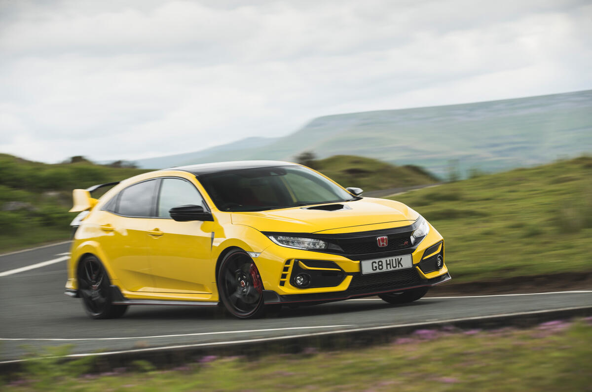 68 Golf Civic 1 Series hot hatch triple civic cornering front