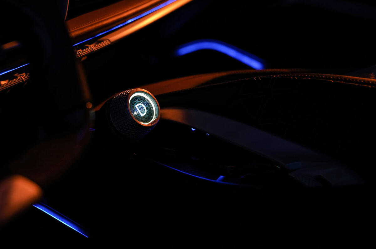 Pininfarina Battista 2019 first drive review - drive select at night