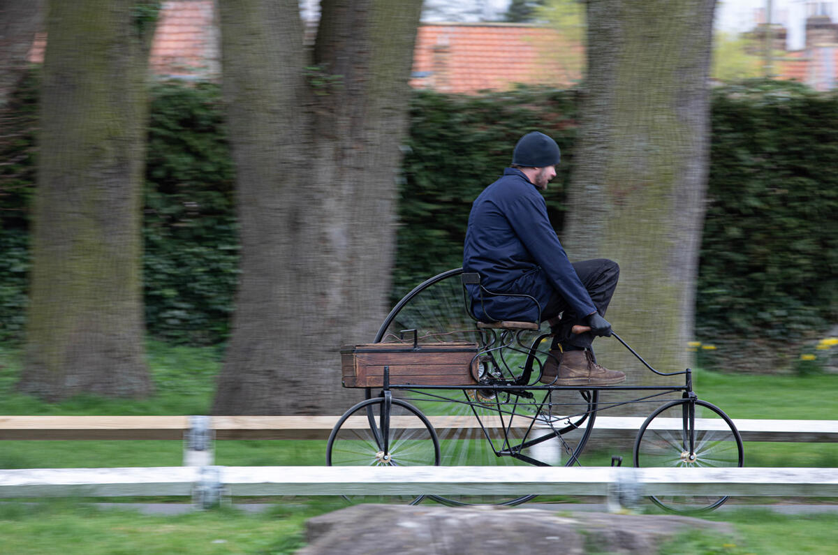 6 210401 MBW Trouve 6657