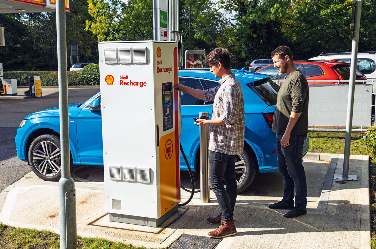 Testers charging Audi Testers charging Audi