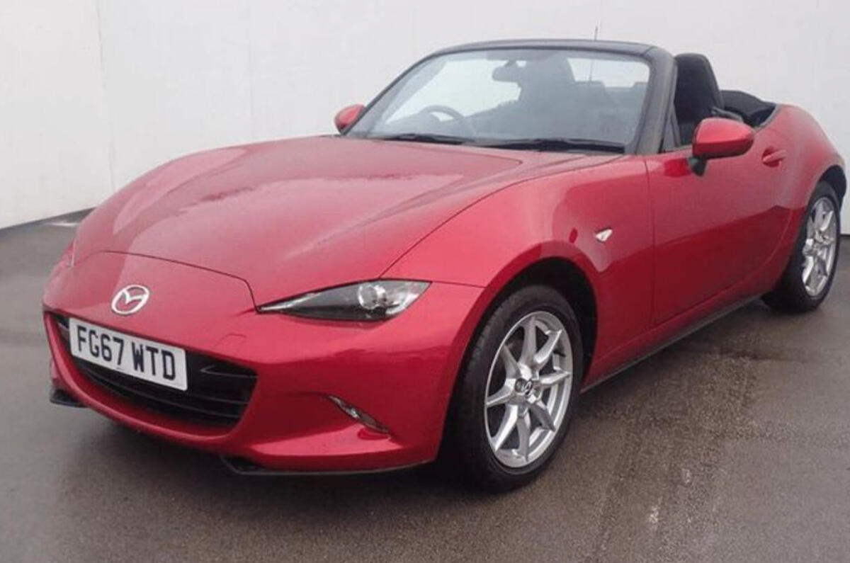 6 Mazda MX5 6 Mazda MX5