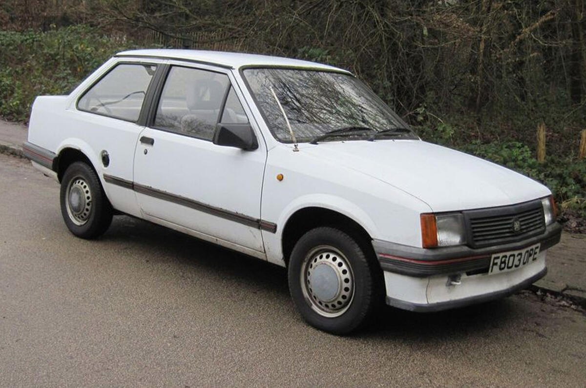 Vauxhall Nova Merit saloon 1989 - stationary front Vauxhall Nova Merit saloon 1989 - stationary front