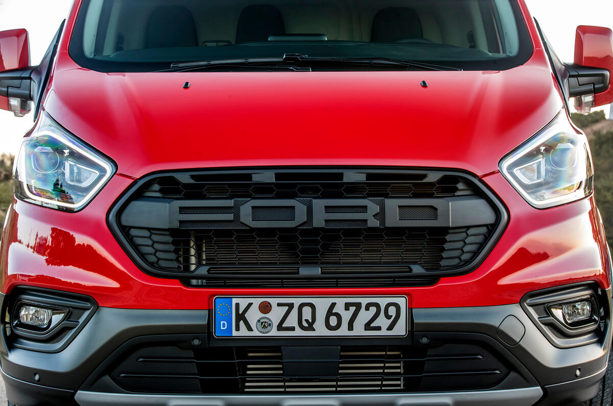 Ford Transit Trail - static front Ford Transit Trail - static front