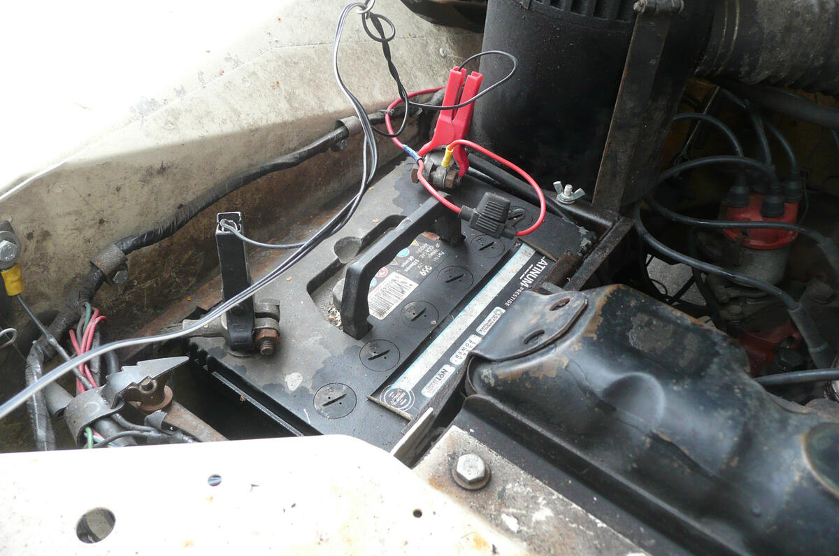 Land Rover Series 3 - engine Land Rover Series 3 - engine