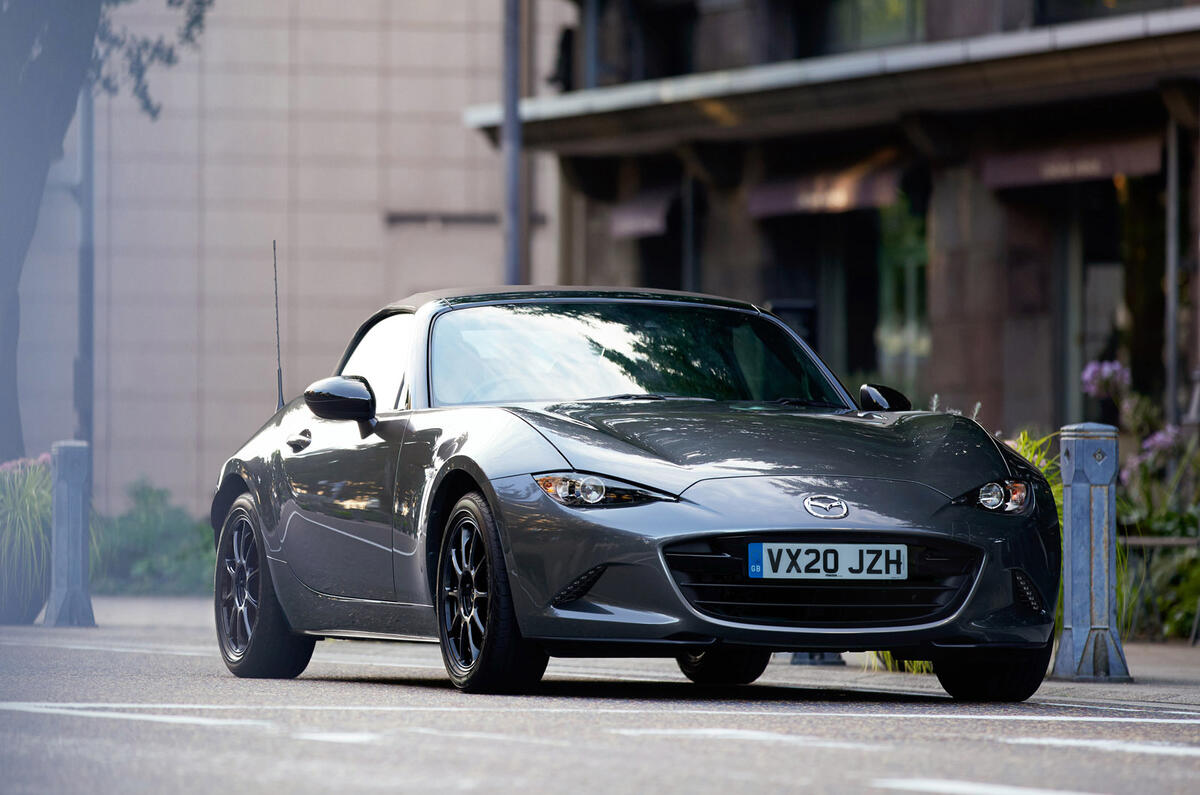 Mazda MX-5 R-Sport 2020 - static front