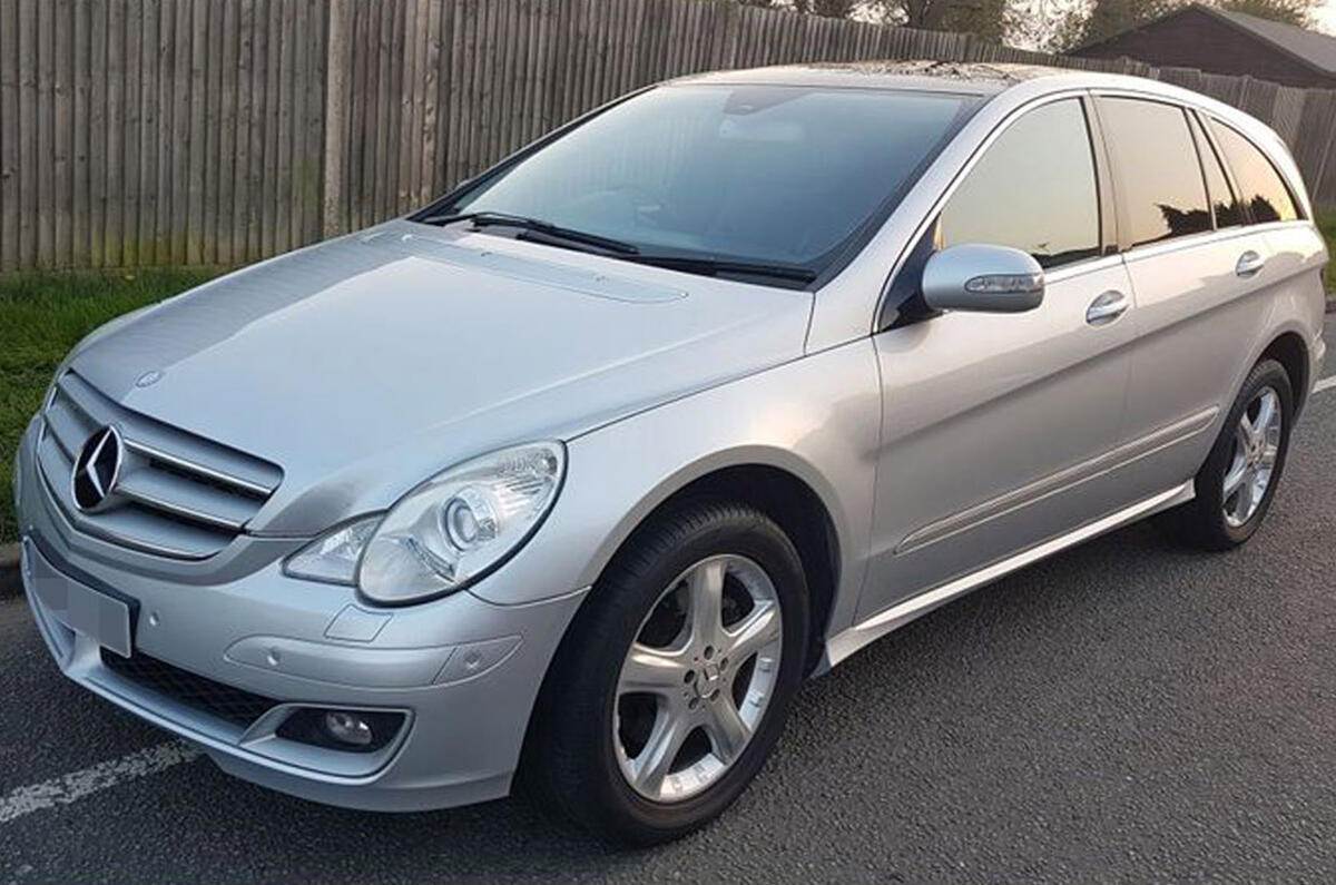 Mercedes-Benz R500 - static front Mercedes-Benz R500 - static front