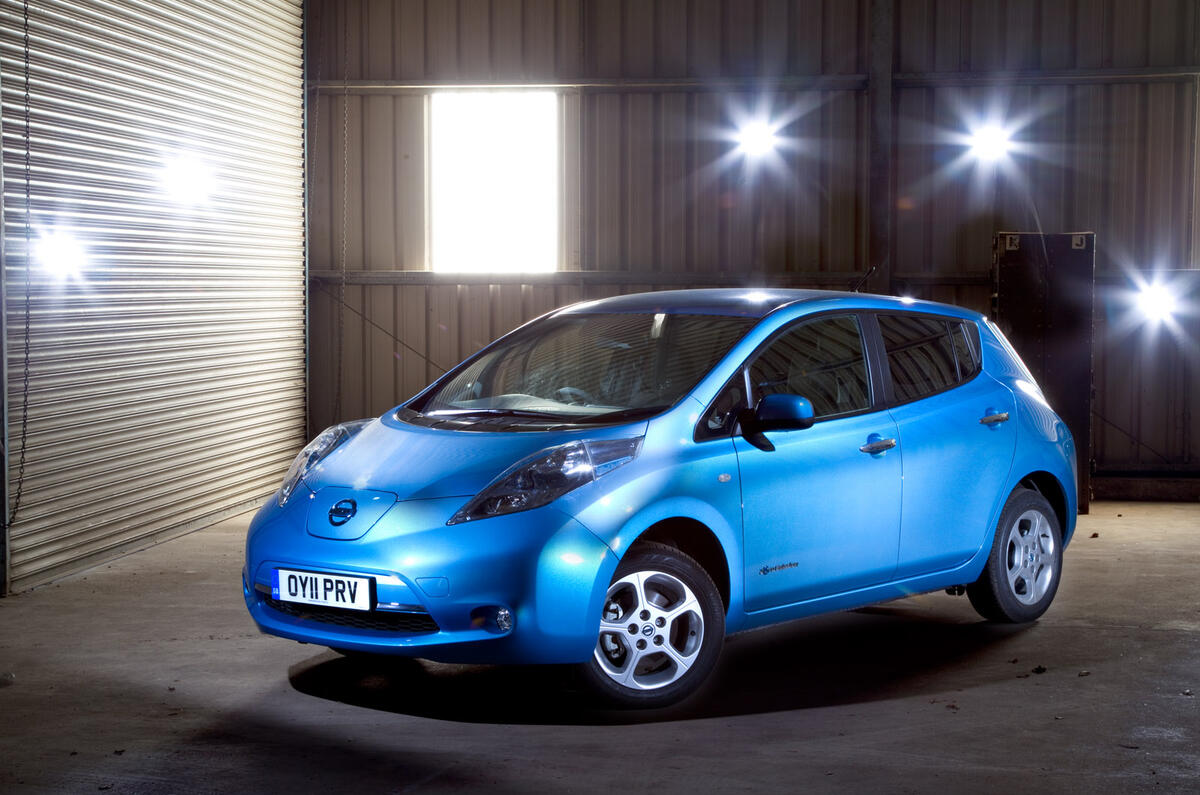 Nissan Leaf - static front