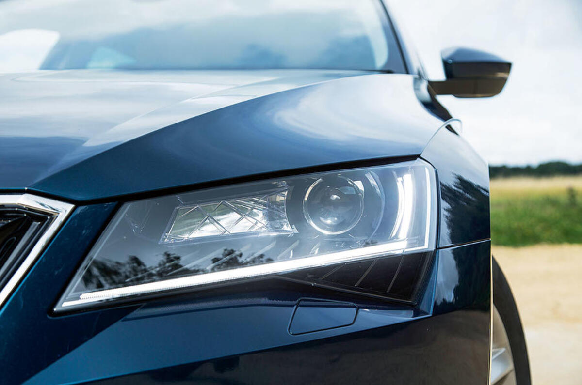 Skoda Superb - front Skoda Superb - front