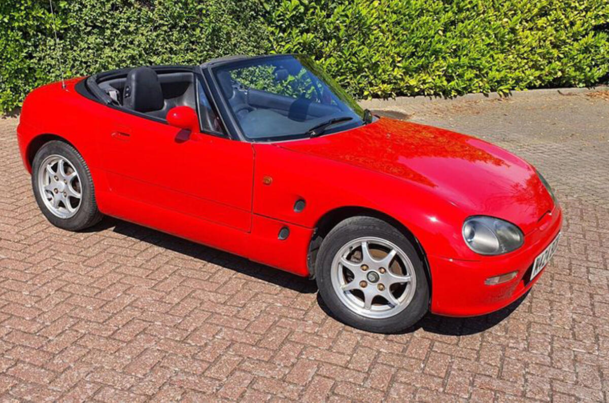 Suzuki Cappucino - front Suzuki Cappucino - front