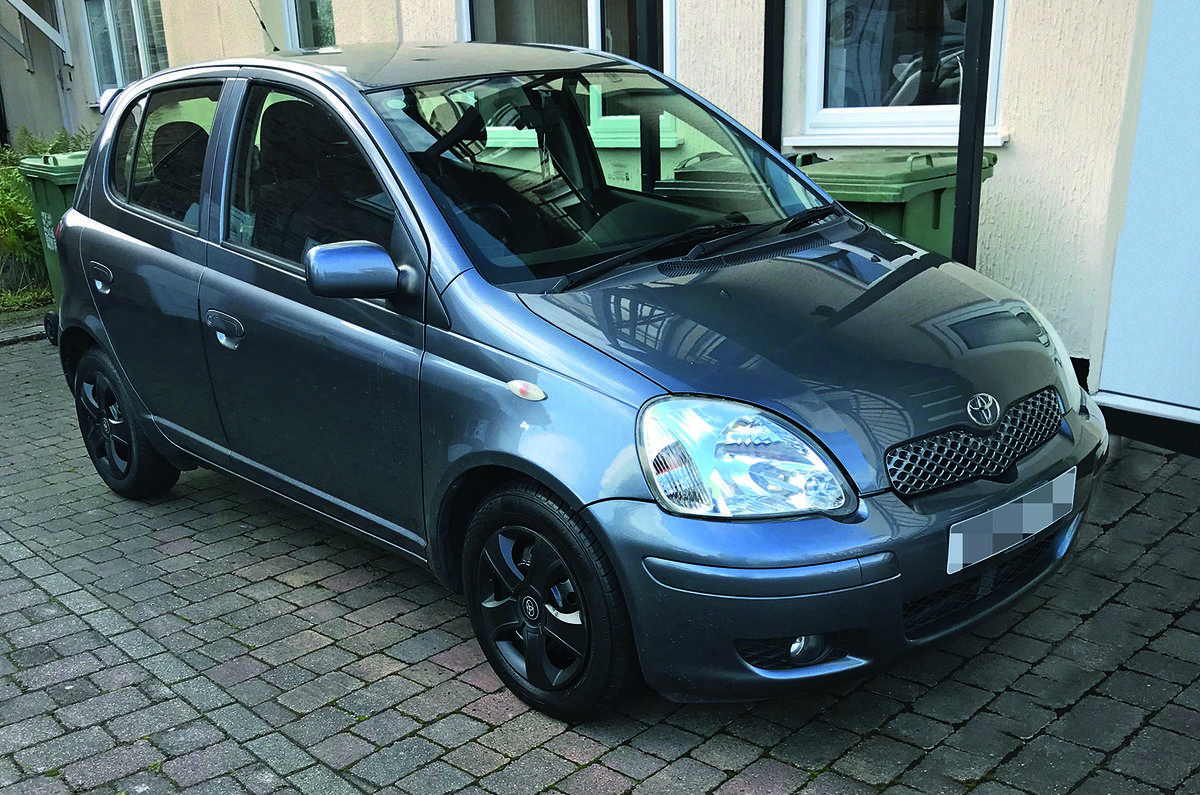 Toyota Yaris - front Toyota Yaris - front