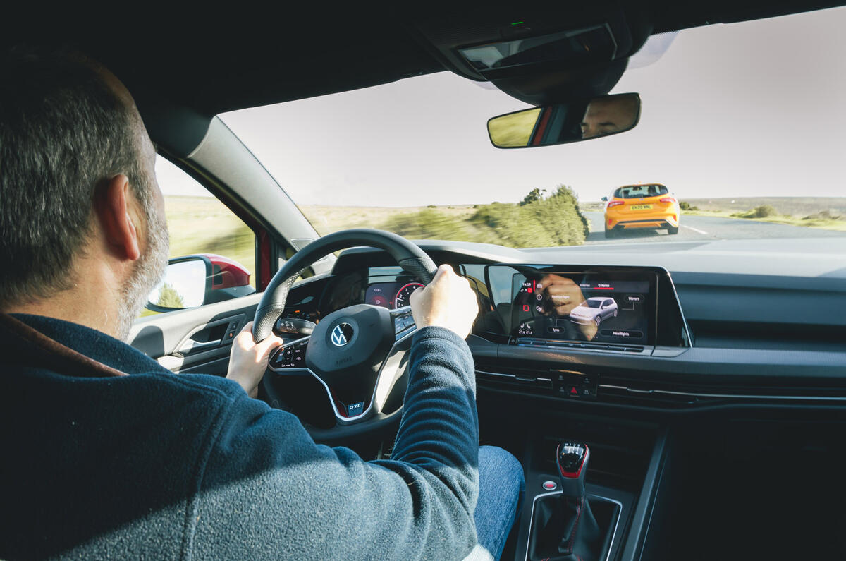 Volkswagen Golf GTI - interior