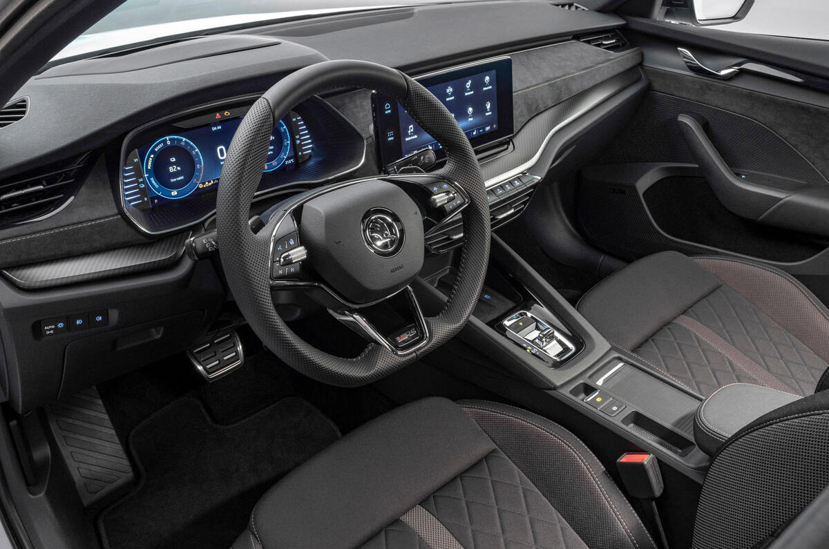 Skoda Octavia vRS 2020 - interior Skoda Octavia vRS 2020 - interior