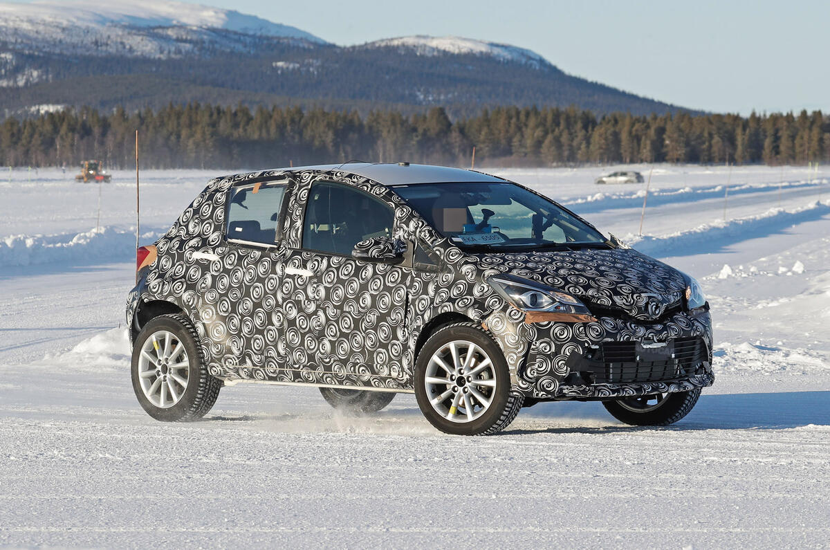 2021 Toyota small SUV prototype - cornering front 2021 Toyota small SUV prototype - cornering front