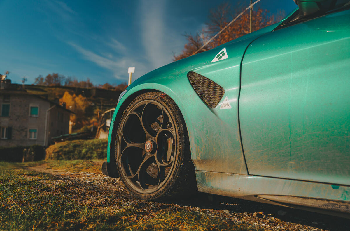 73 Alfa GTAm road trip 2022 alloy wheels 73 Alfa GTAm road trip 2022 alloy wheels