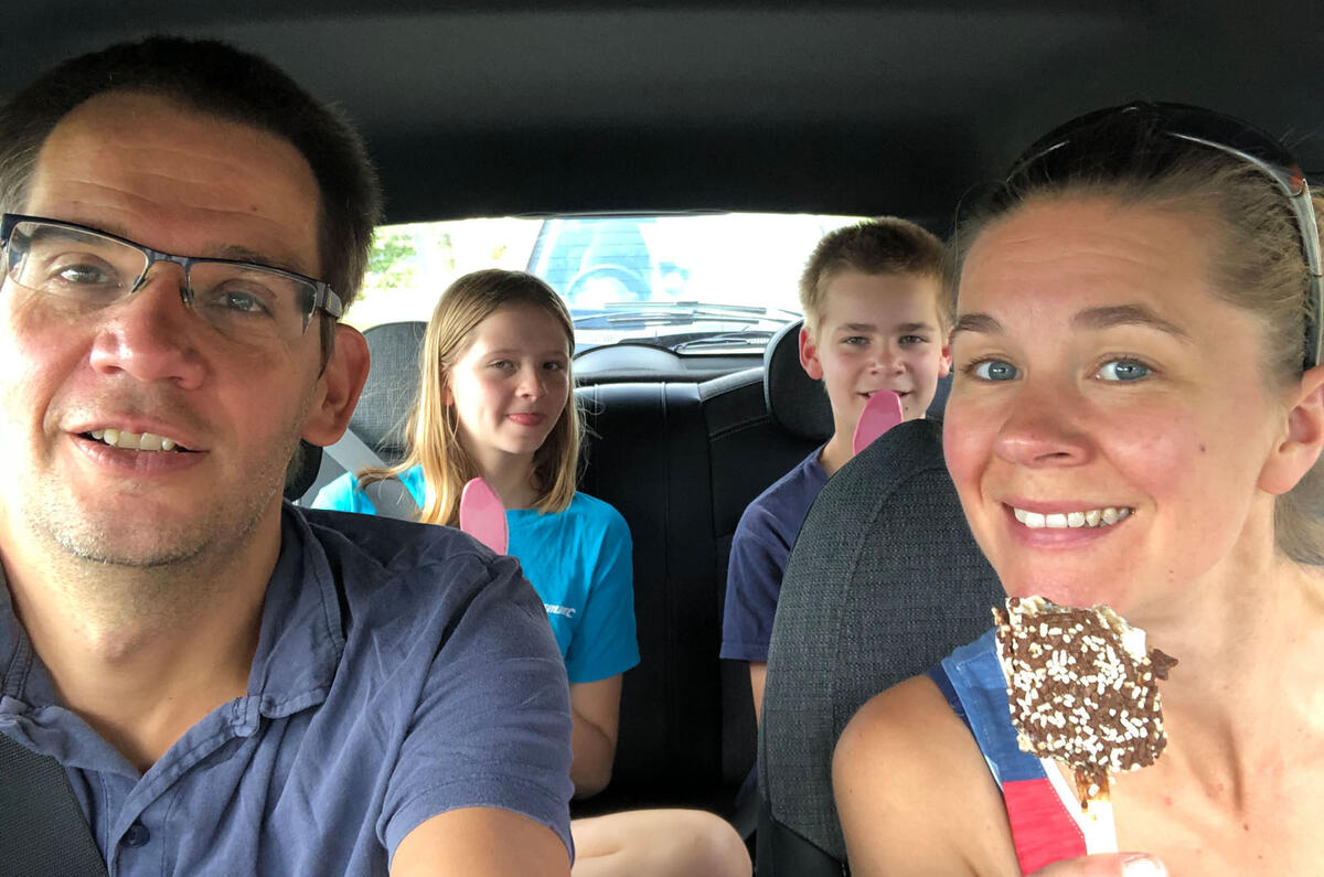 a month with a Mini Electric - family a month with a Mini Electric - family