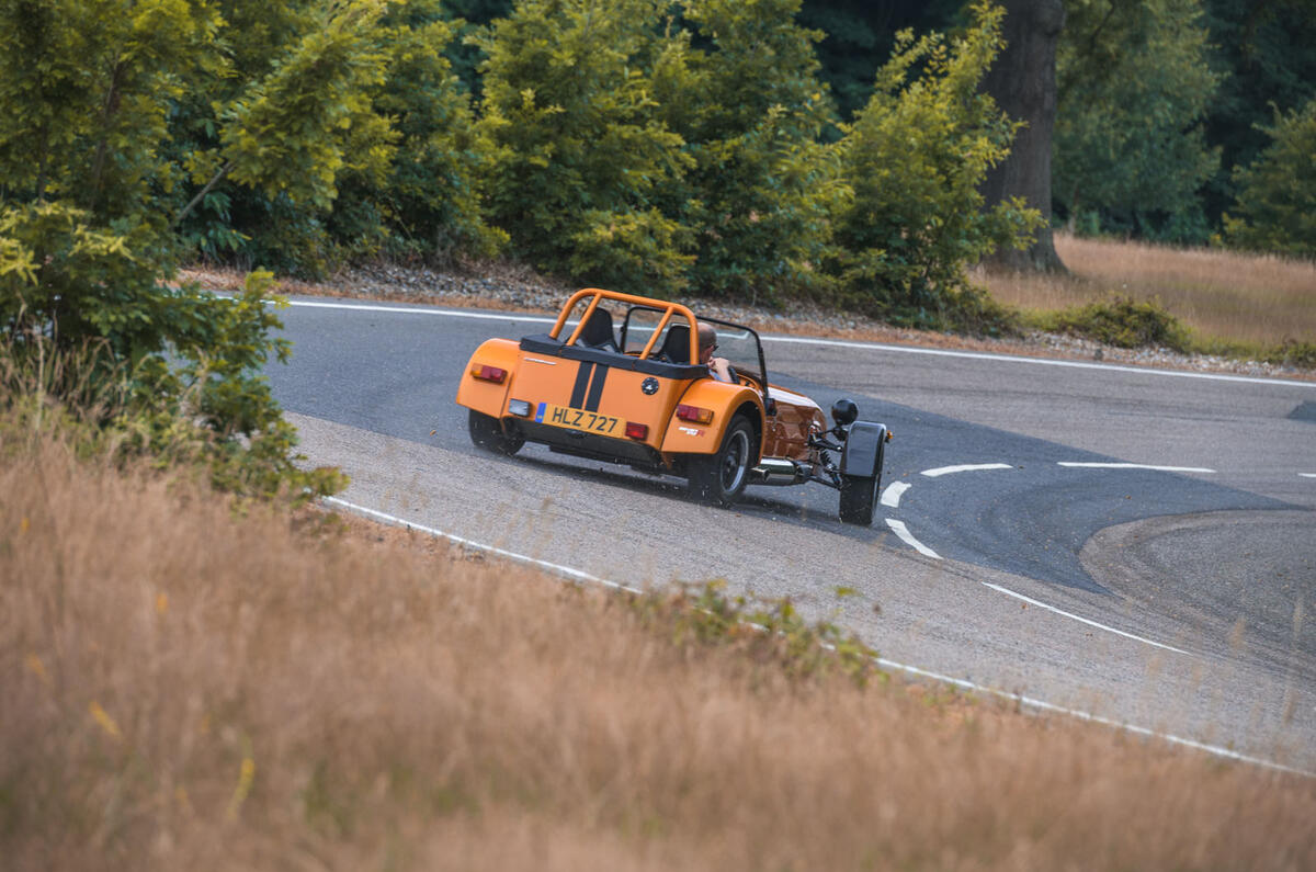 Naturally aspirated group test - Caterham drift