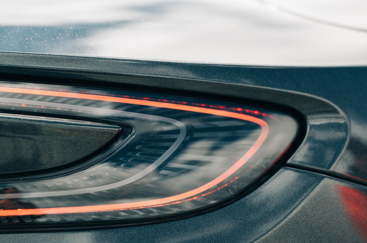 74 Ferrari Roma triple test 2021 aston rear lights 74 Ferrari Roma triple test 2021 aston rear lights
